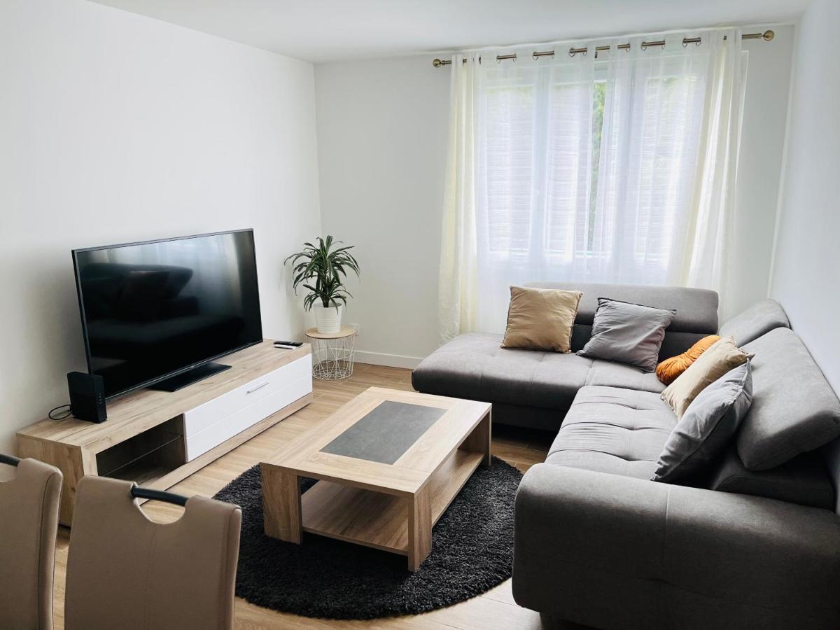 Appartement Spacieux Clichy-sous-Bois Εξωτερικό φωτογραφία